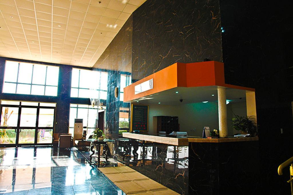 Crismon Hotel Tema Bilik gambar