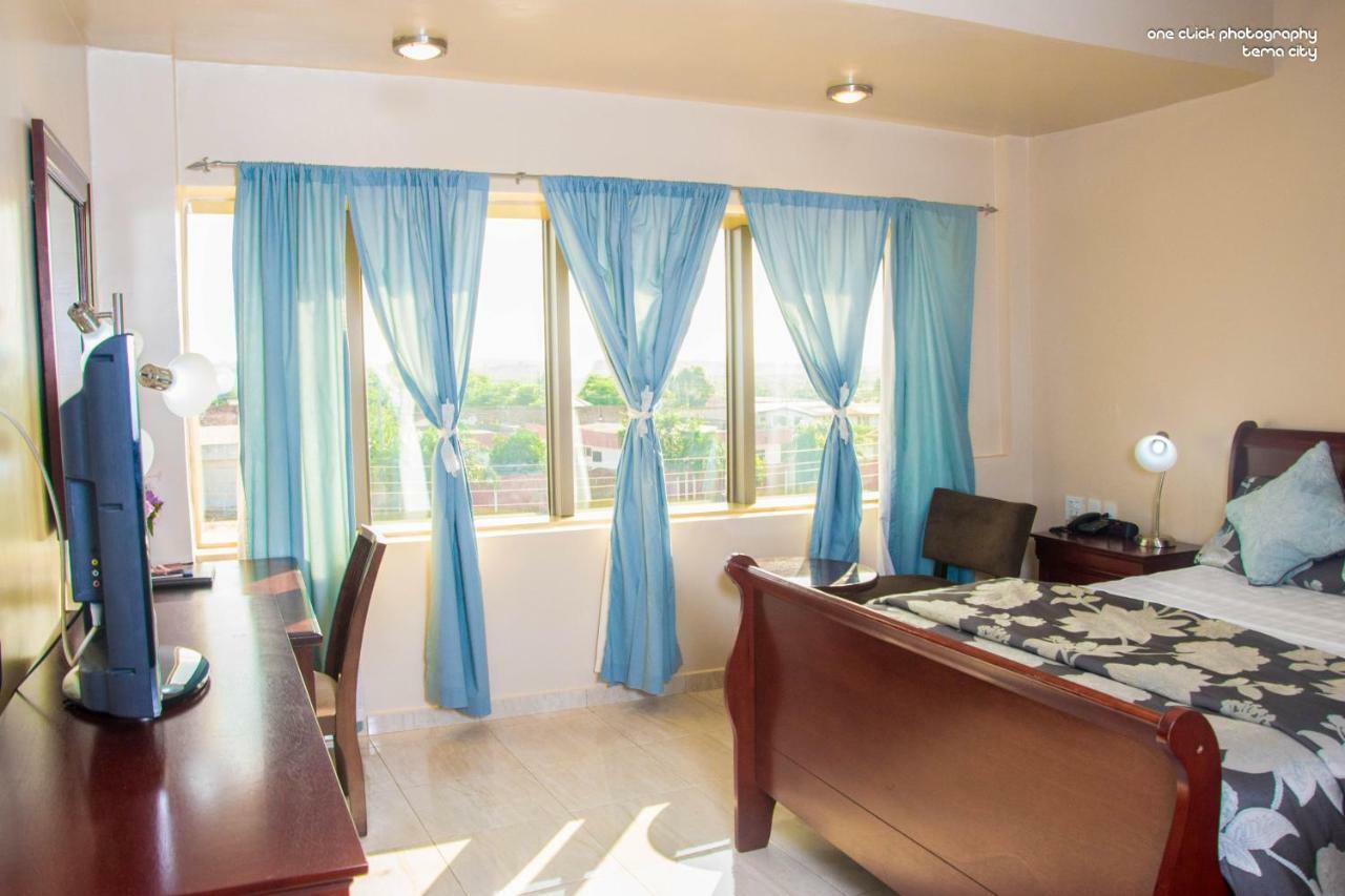 Crismon Hotel Tema Luaran gambar
